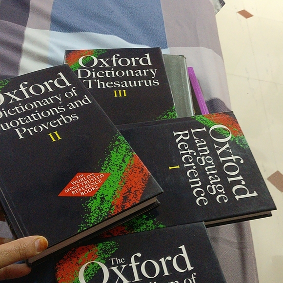 The Oxford Compendium of English - Picture 5 of 8